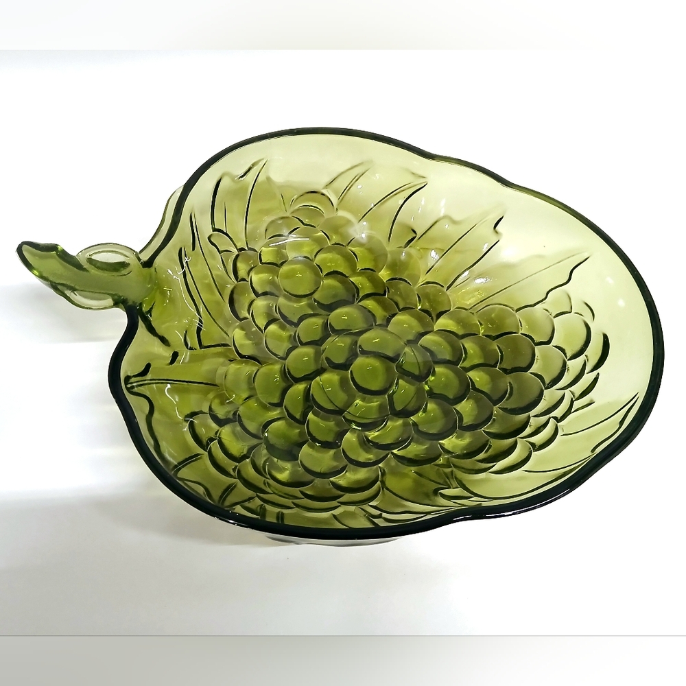 Vintage Green Glass Grape Bowl